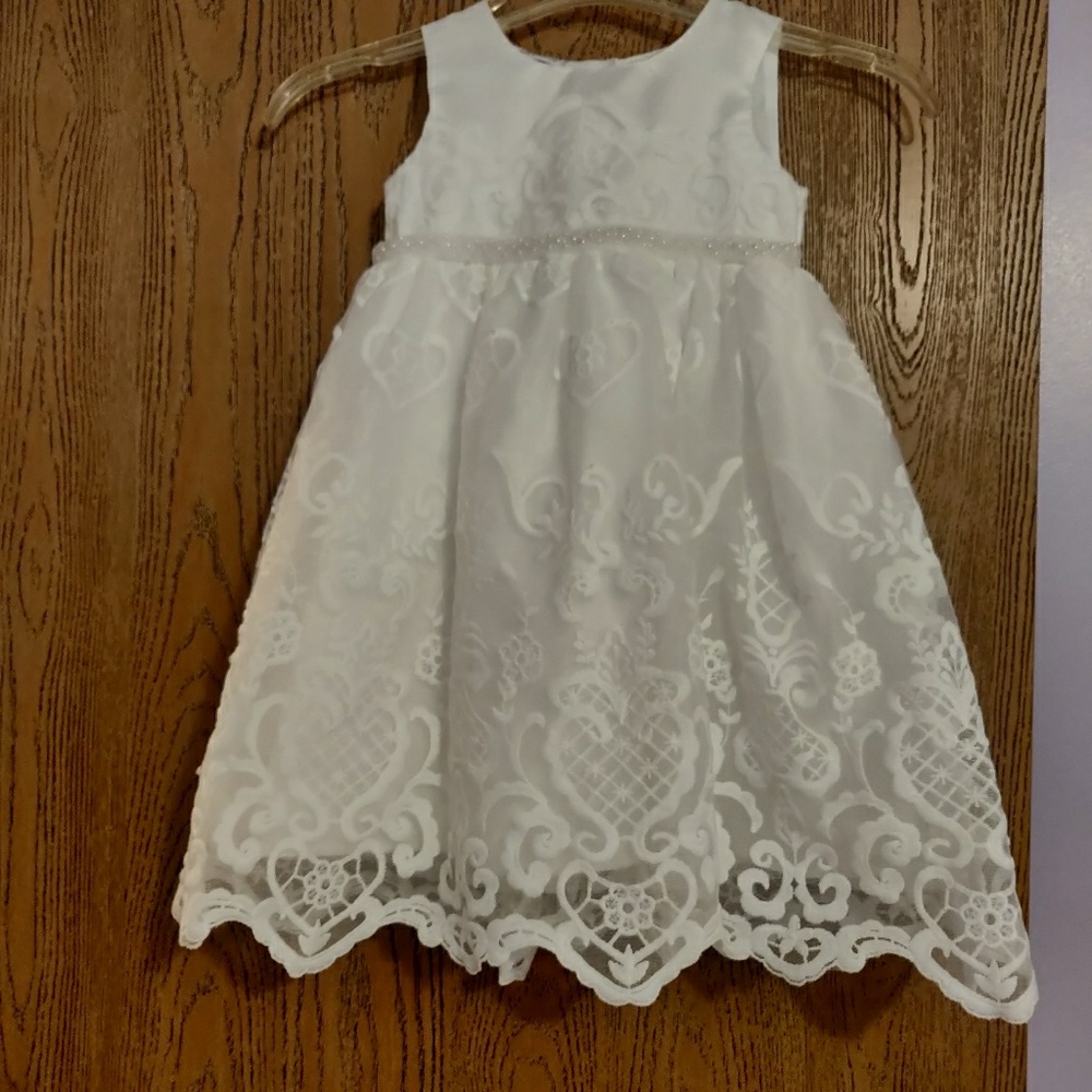 White lace with pearls flower girl dress sz 3T